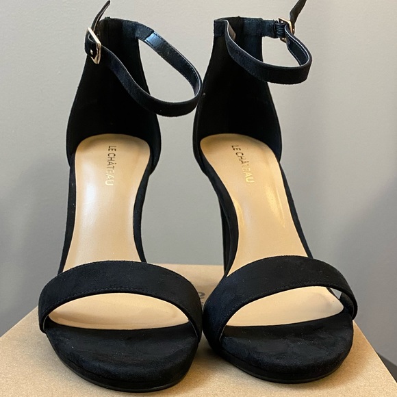 Brand new black strappy heels size 8 Le Chateau - Picture 4 of 5